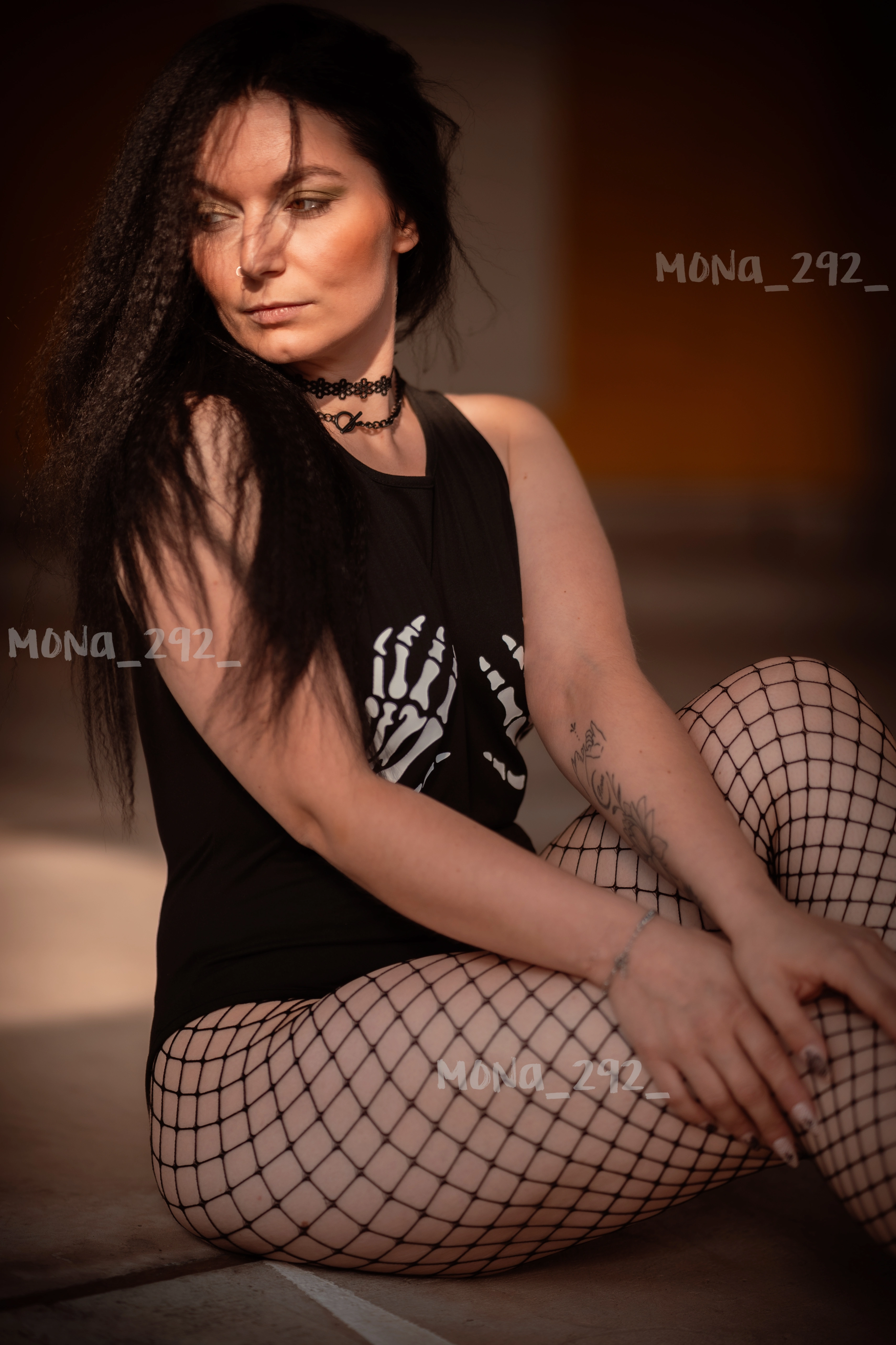 Mona Schmidt - Setcard 3